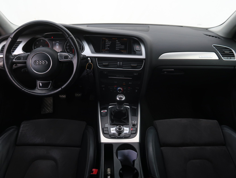 Audi A4 Allroad, 2015