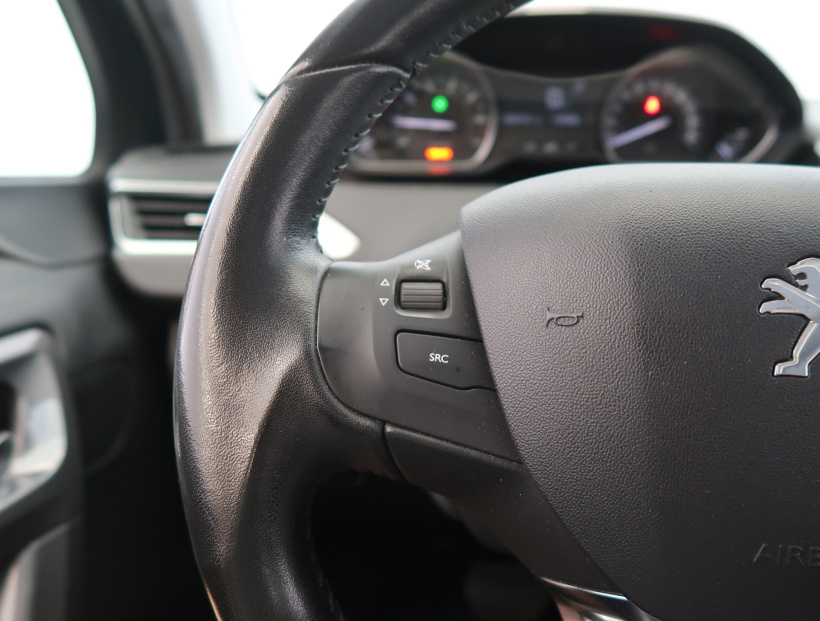Peugeot 2008, 2017