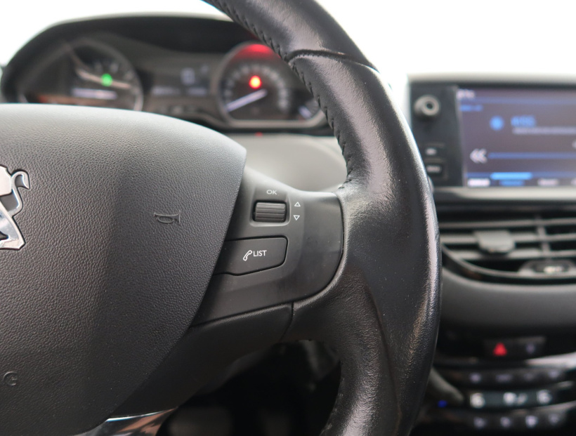 Peugeot 2008, 2017