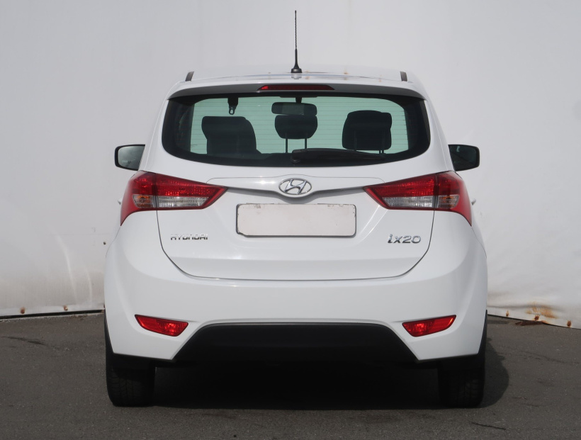 Hyundai ix20, 2016