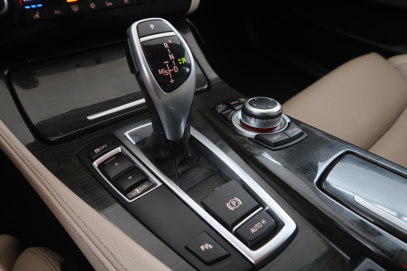 BMW 5, 2010