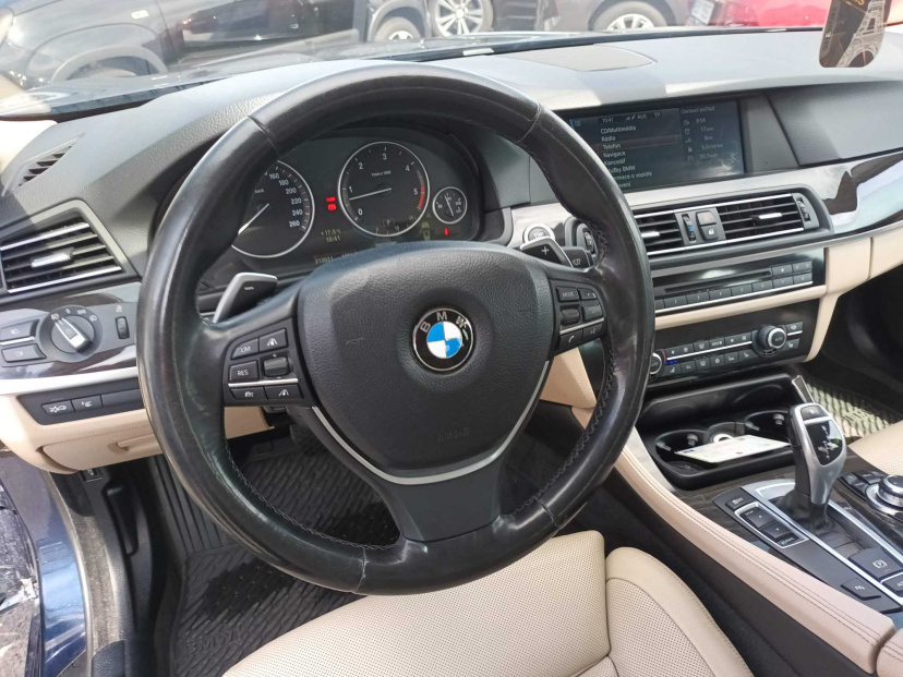 BMW 5, 2010