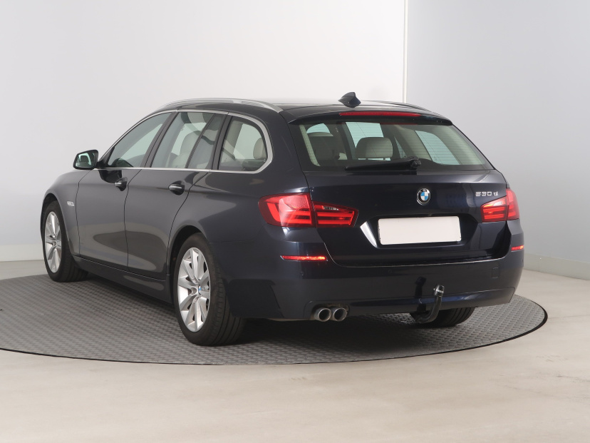 BMW 5, 2010