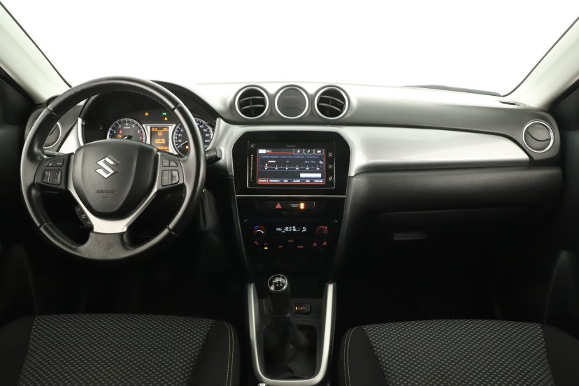 Suzuki Vitara, 2016