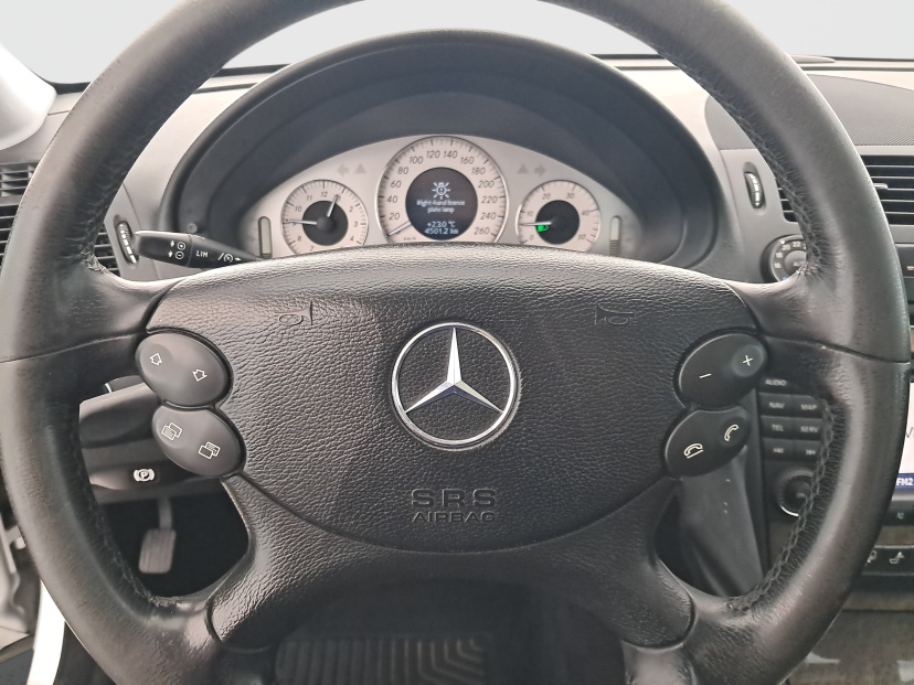 Mercedes-Benz E, 2006