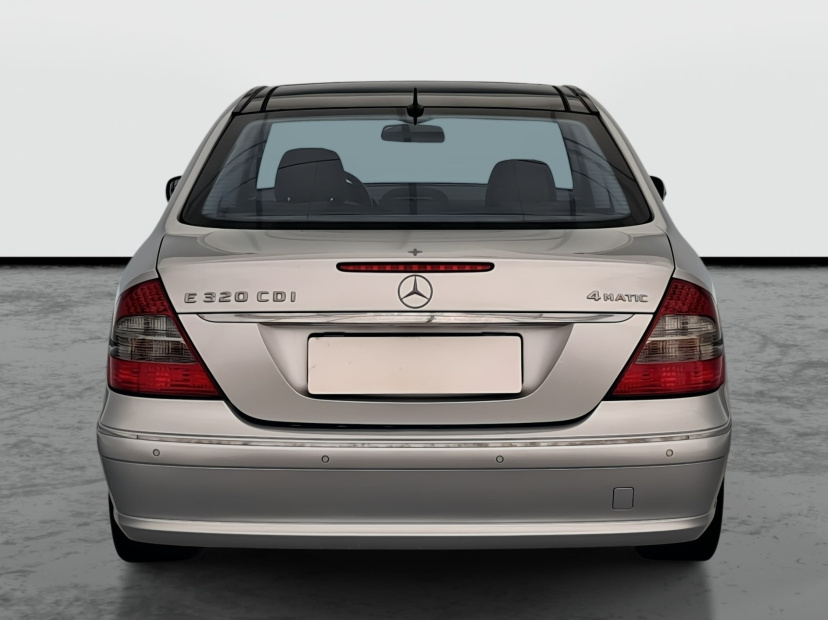Mercedes-Benz E, 2006