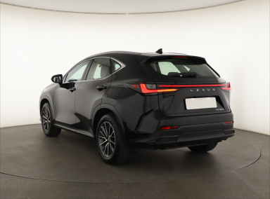 Lexus NX - 2023