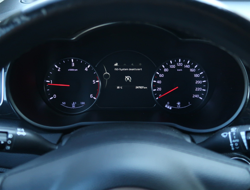 Kia Carens, 2015