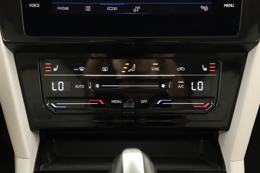 Volkswagen Passat, 2022