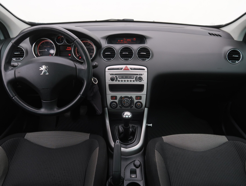 Peugeot 308, 2011