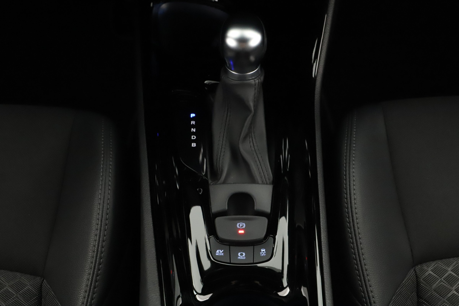 Toyota C-HR - 2023