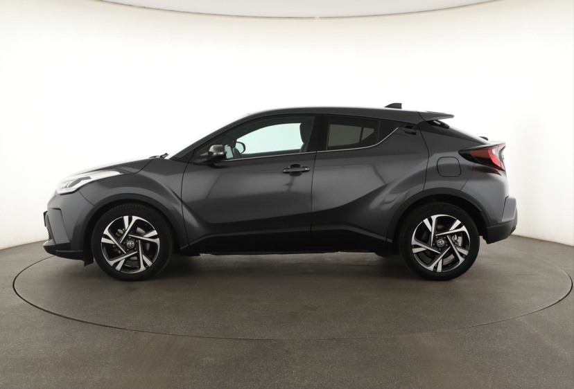 Toyota C-HR, 2023