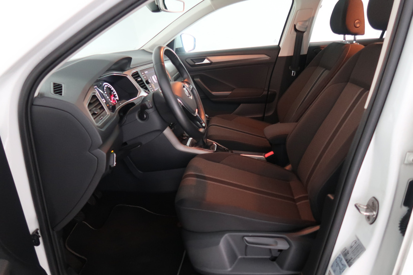 Volkswagen T-Roc, 2020