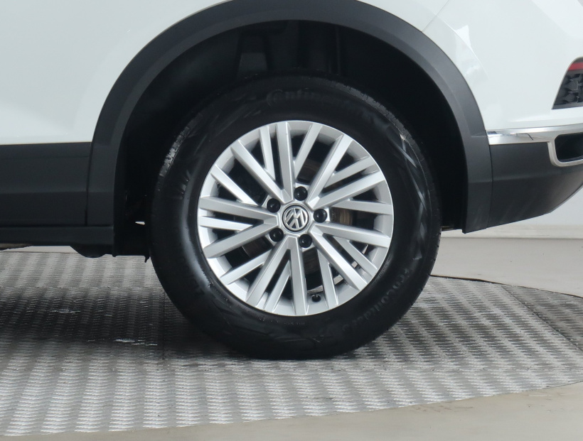Volkswagen T-Roc, 2020