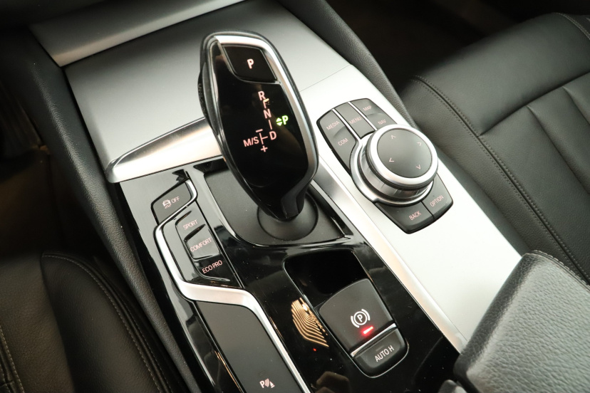 BMW 5, 2020