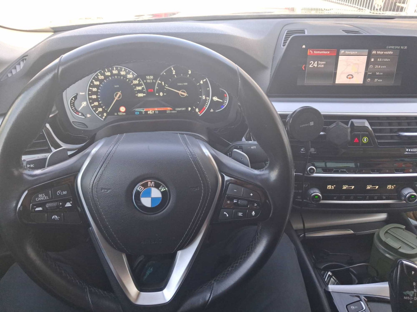 BMW 5, 2020