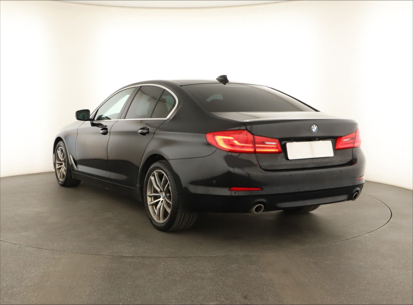 BMW 5, 2020