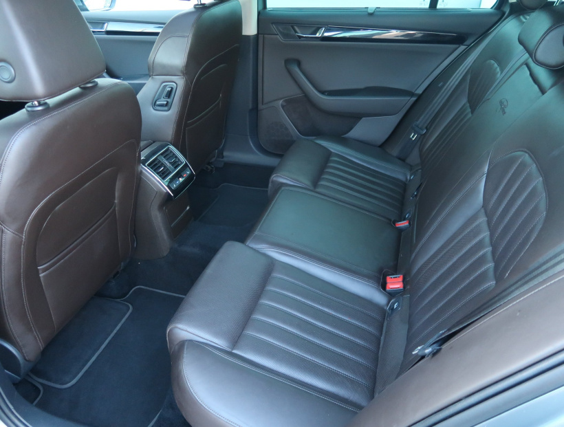 Škoda Superb, 2017