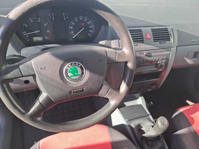 Škoda Fabia, 2004