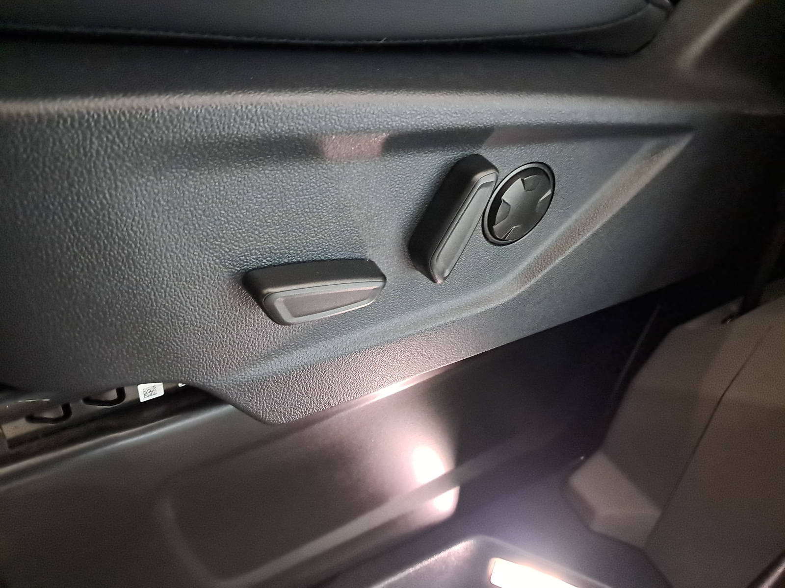 Volkswagen Caravelle - 2026