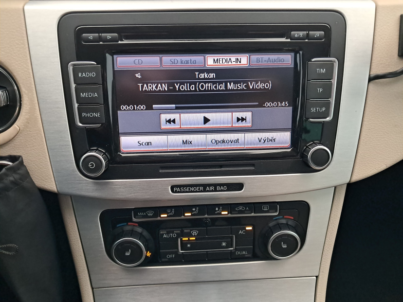 Volkswagen Passat CC, 2010
