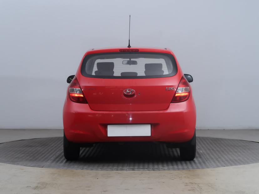 Hyundai i20, 2011