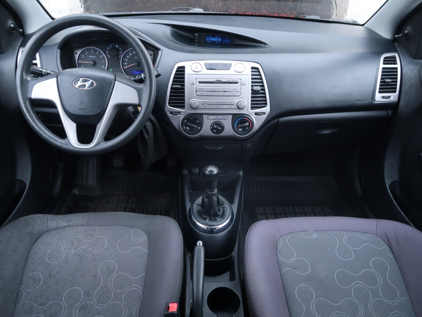 Hyundai i20, 2011