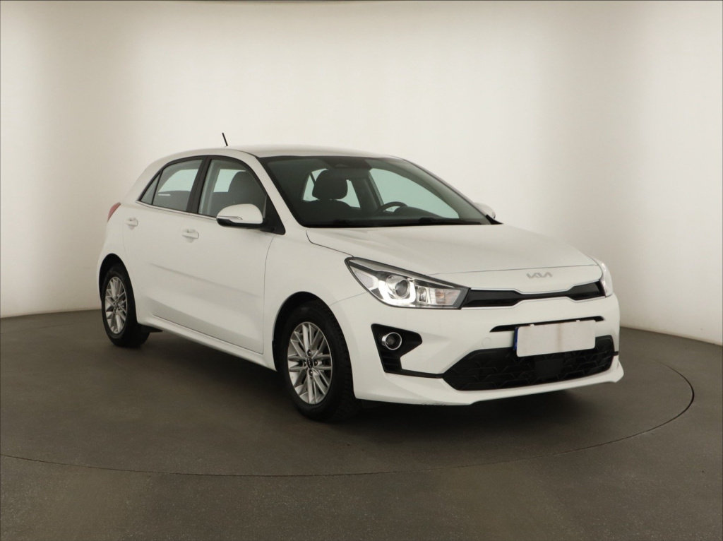 Kia Rio, 2022