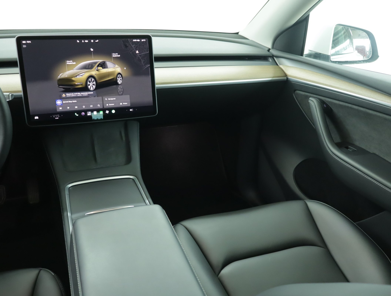Tesla Model Y Long Range AWD – fotografie 11