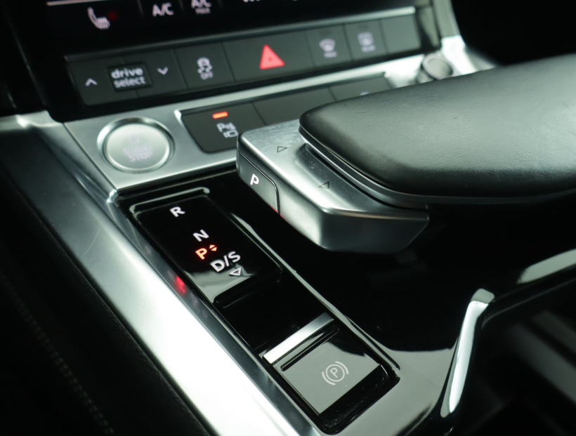 Audi e-tron, 2020