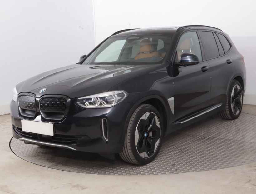 BMW iX3, 2021