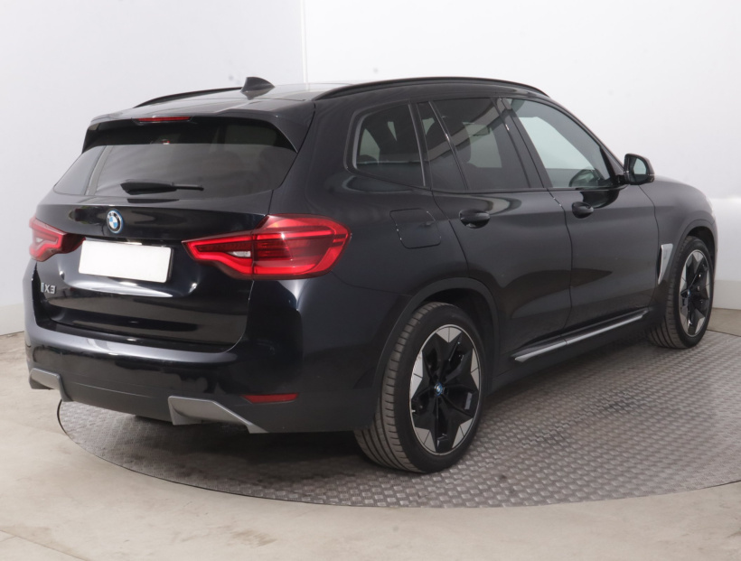 BMW iX3, 2021
