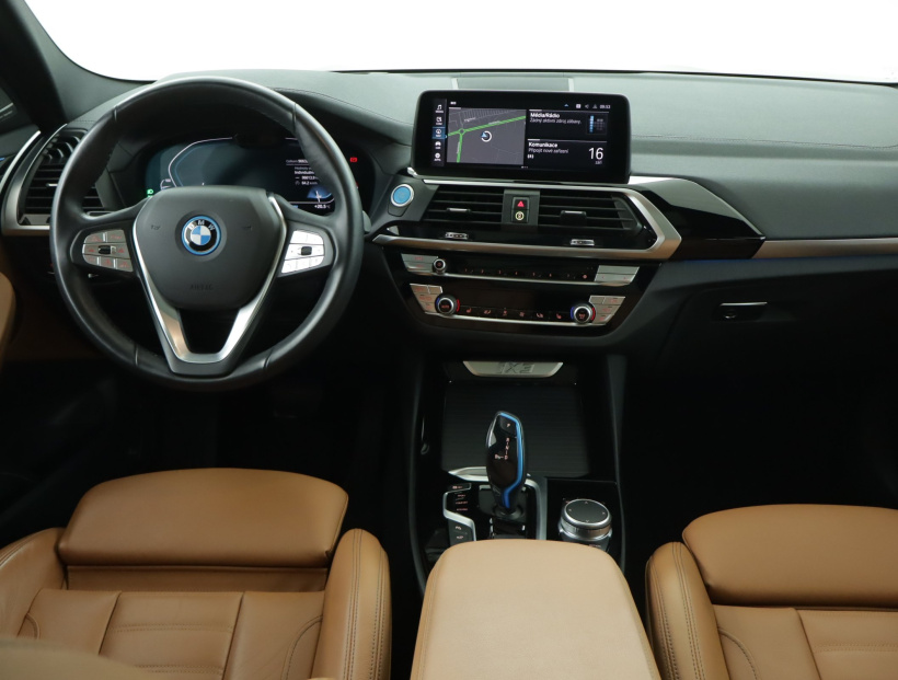 BMW iX3, 2021