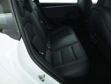 Tesla Model 3 - 2023