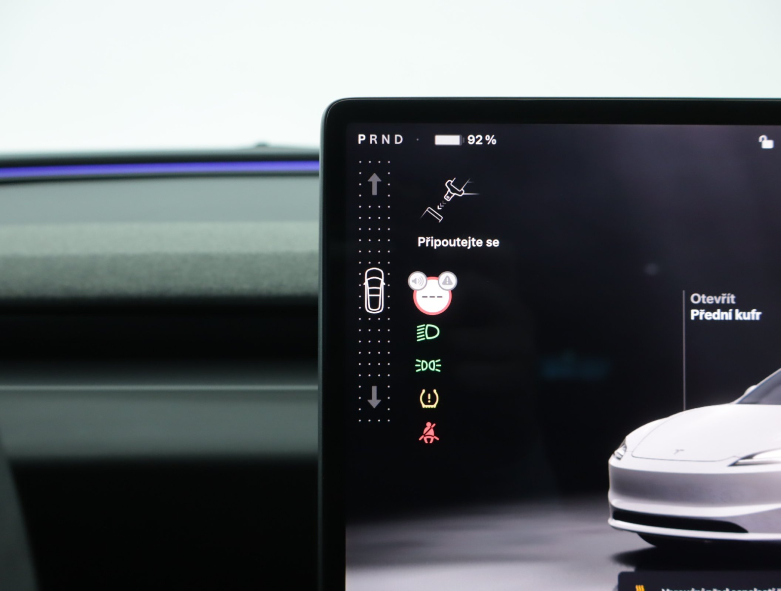 Tesla Model 3 Standard Range Plus – fotografie 19