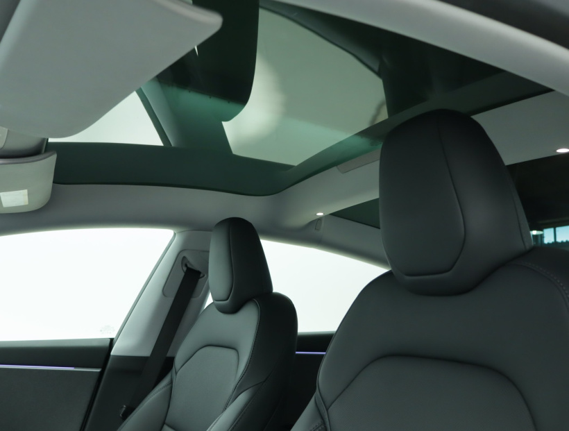 Tesla Model 3, 2023