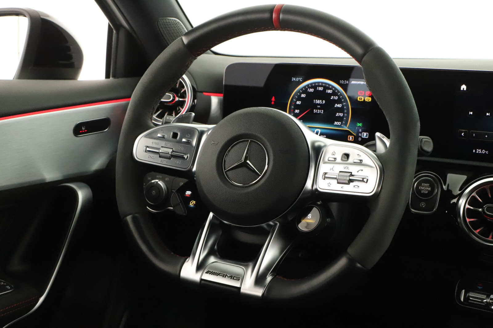Mercedes-Benz A - 2021