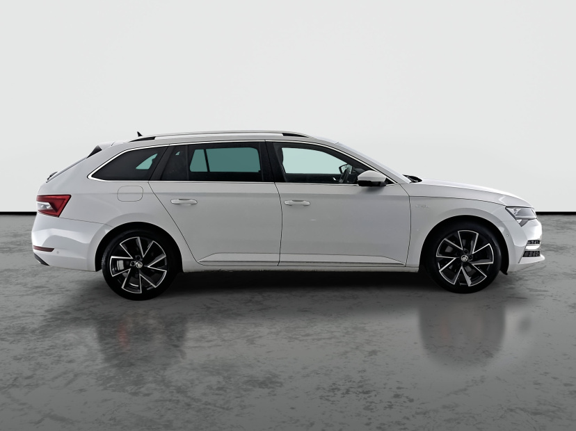 Škoda Superb, 2021