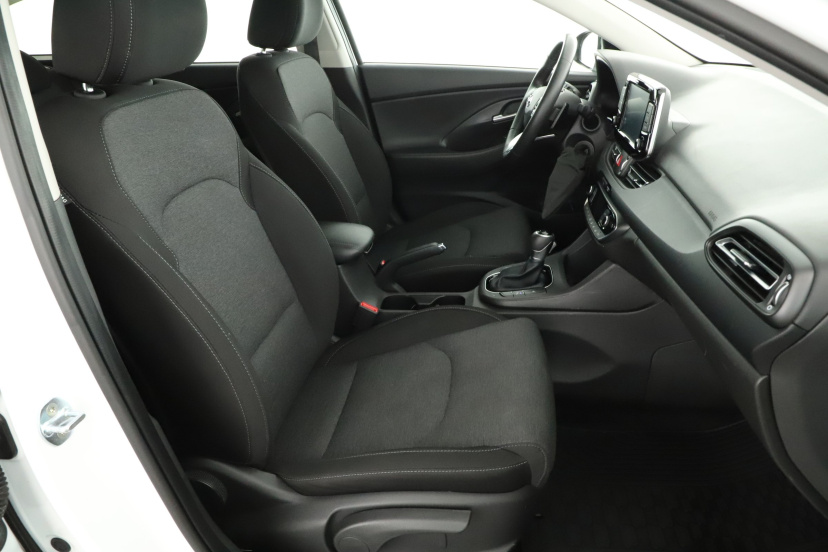 Hyundai i30, 2023