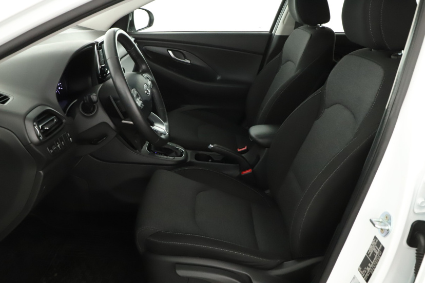 Hyundai i30, 2023