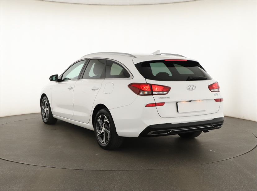 Hyundai i30, 2023