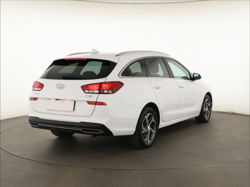 Hyundai i30, 2023