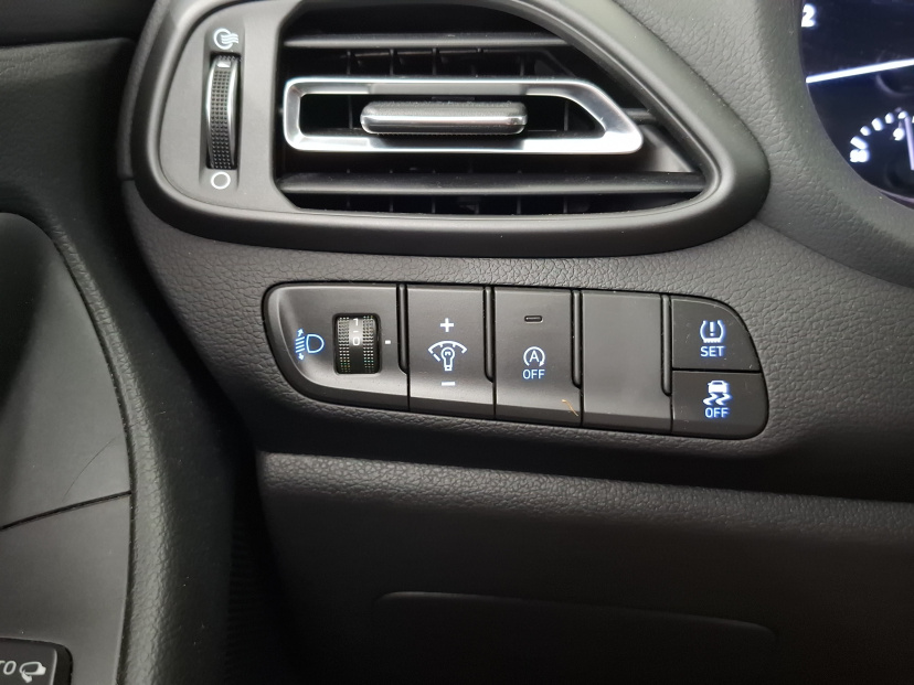 Hyundai i30, 2023