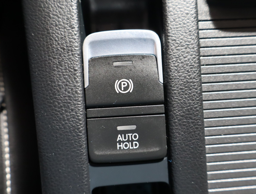 Volkswagen Passat, 2021
