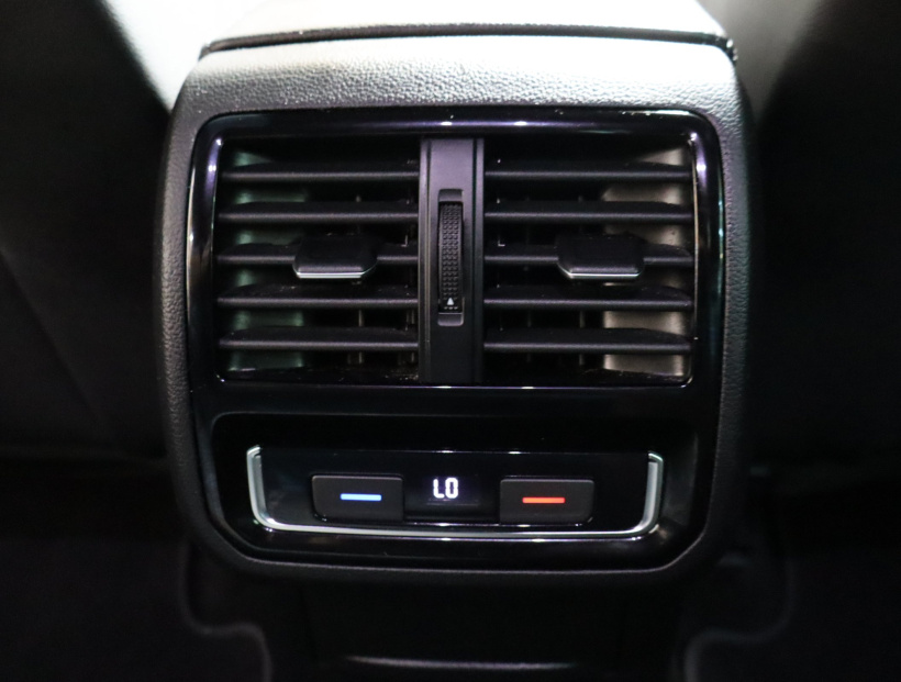Volkswagen Passat, 2021