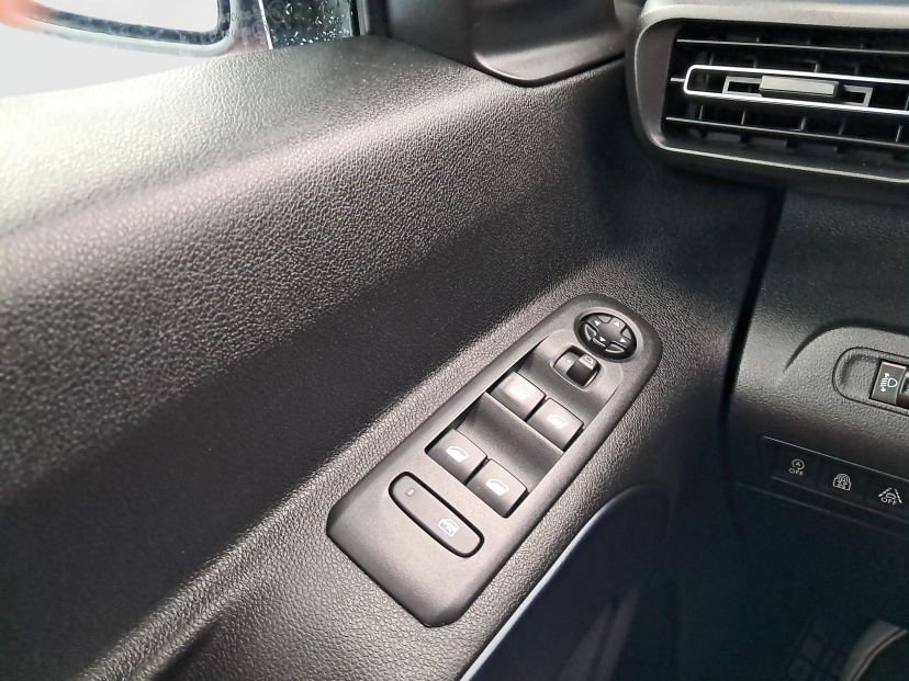Peugeot Rifter, 2019