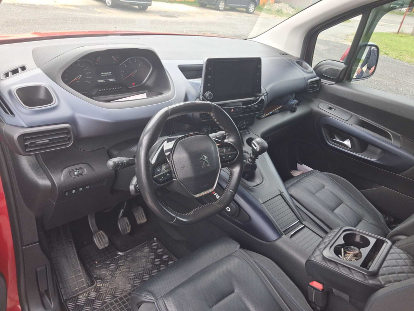 Peugeot Rifter, 2019
