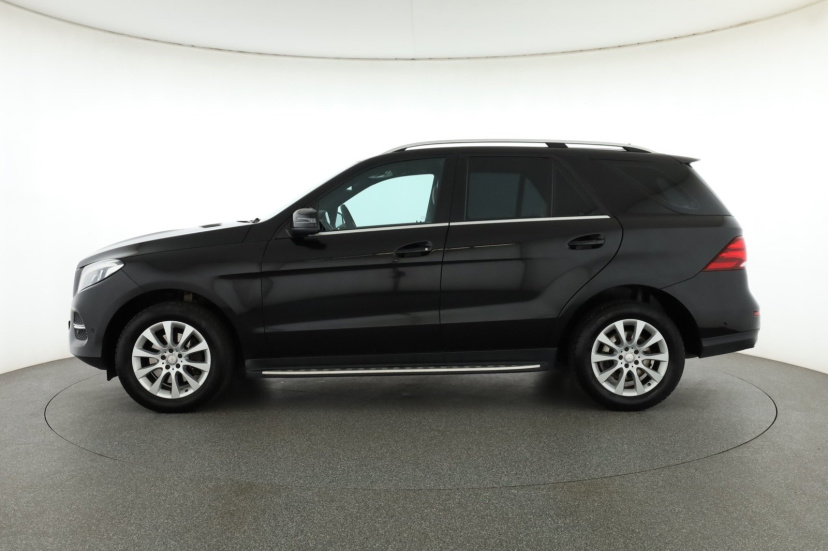 Mercedes-Benz GLE, 2016