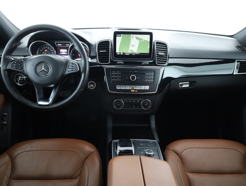 Mercedes-Benz GLE, 2016
