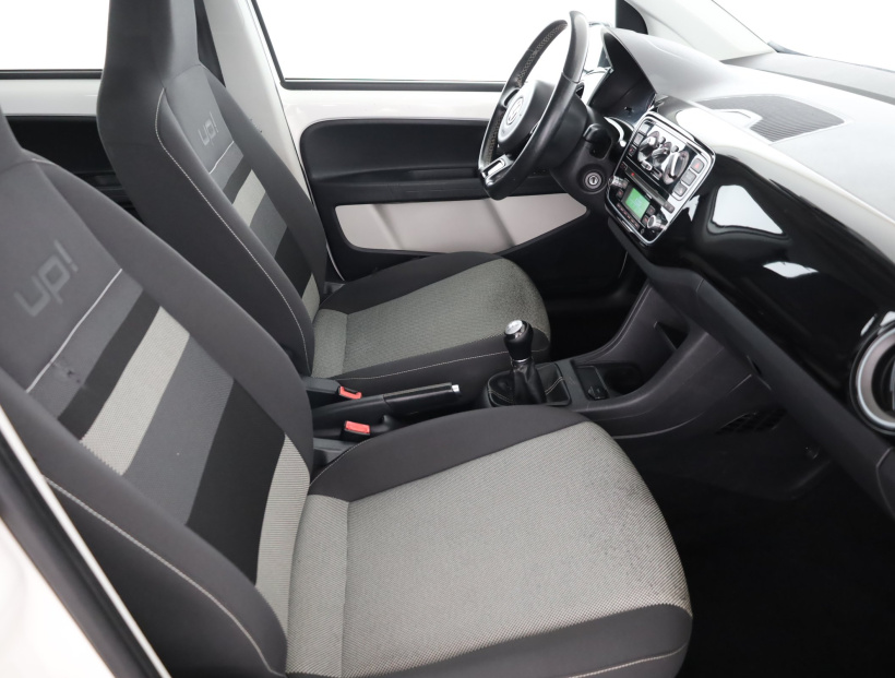 Volkswagen Up!, 2013